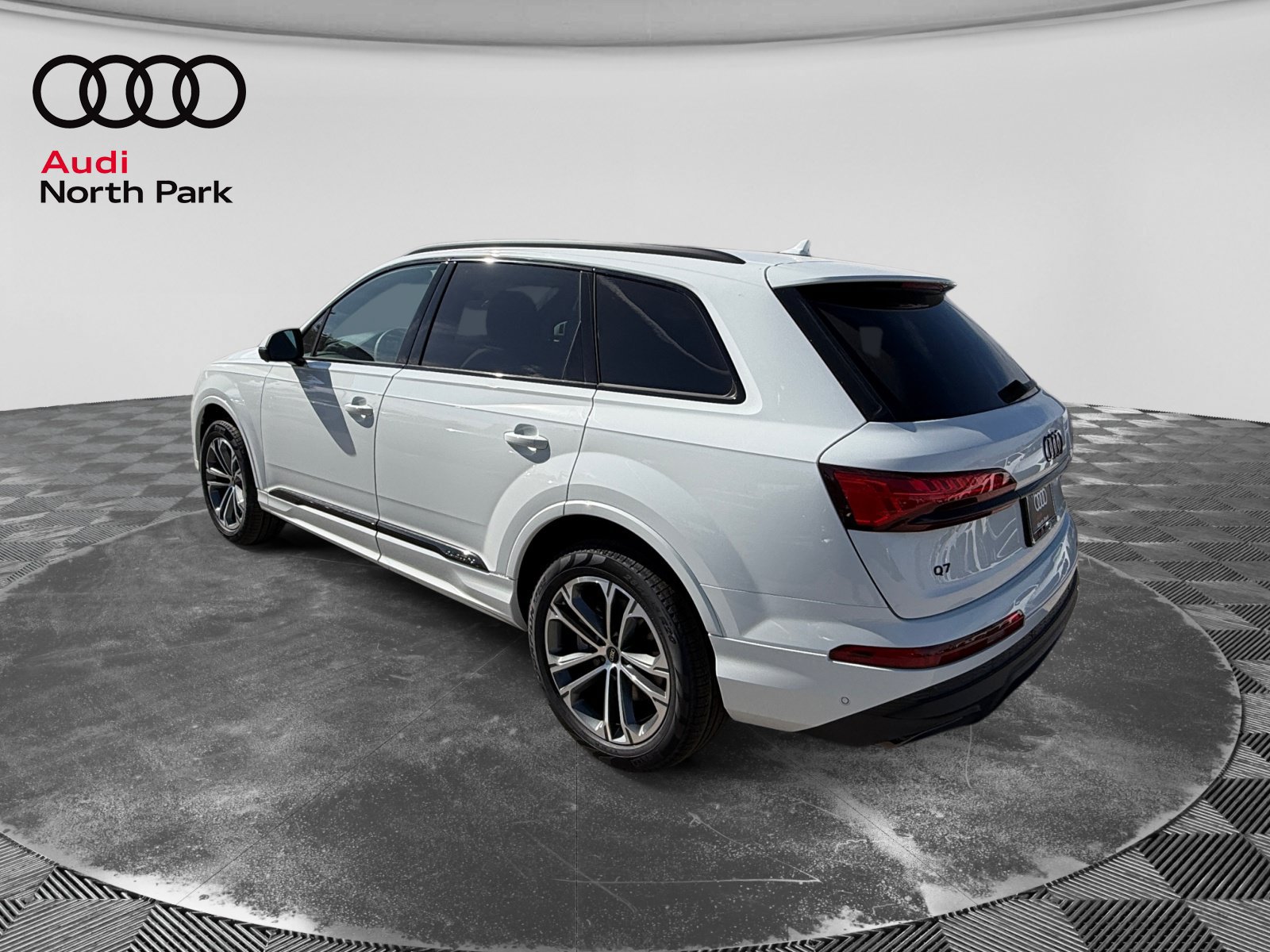 New 2026 Audi Q7 2.0T Premium AWD/4WD image 3