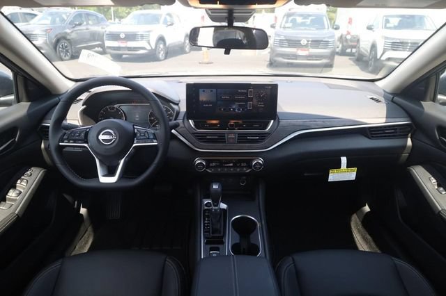 New 2026 Nissan Altima 2.5 SV w/ SV Premium Package FWD image 7