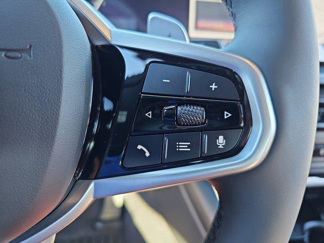 New 2026 BMW 330i Sedan w/ M Sport Package image 18