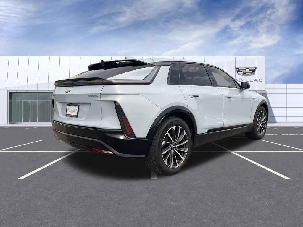 Certified 2024 Cadillac Lyriq Sport AWD/4WD image 8