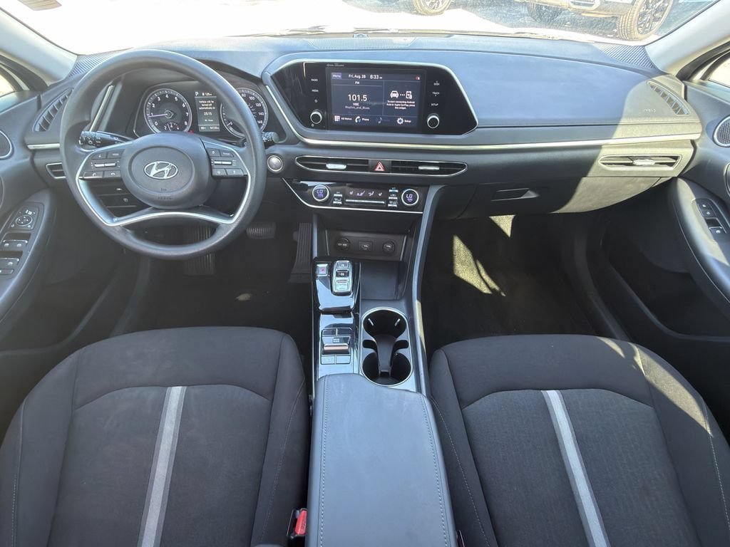 Used 2022 Hyundai Sonata SEL w/ Preferred Accessory Package FWD image 12