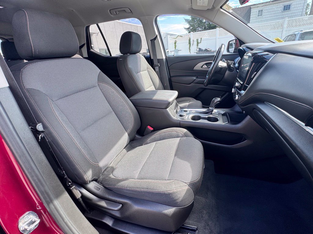 Used 2019 Chevrolet Traverse LT AWD/4WD image 19