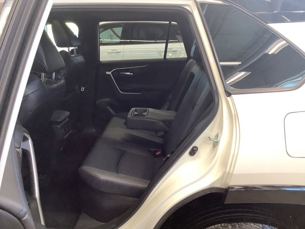 Used 2024 Toyota RAV4 XSE w/ Weather Package AWD/4WD image 18