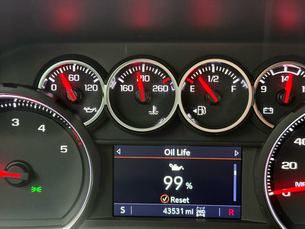 Used 2021 Chevrolet Silverado 2500 LT w/ Convenience Package image 74