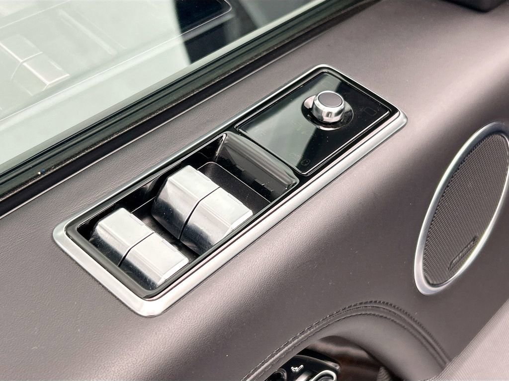 Used 2021 Land Rover Range Rover Long Wheelbase Autobiography image 22