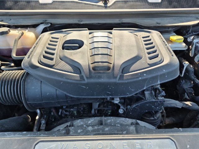 Used 2024 Jeep Wagoneer L Series II w/ Flexible Seating Group AWD/4WD image 37