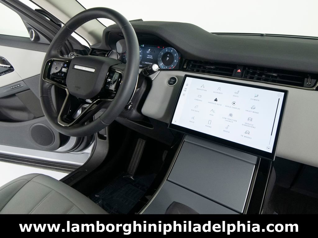 Used 2025 Land Rover Range Rover Evoque S AWD/4WD image 27