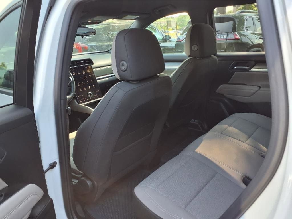 Used 2025 GMC Terrain Elevation image 19