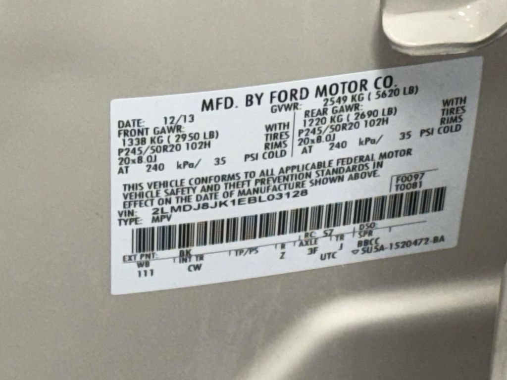 Used 2014 Lincoln MKX AWD w/ Equipment Group 102A image 33