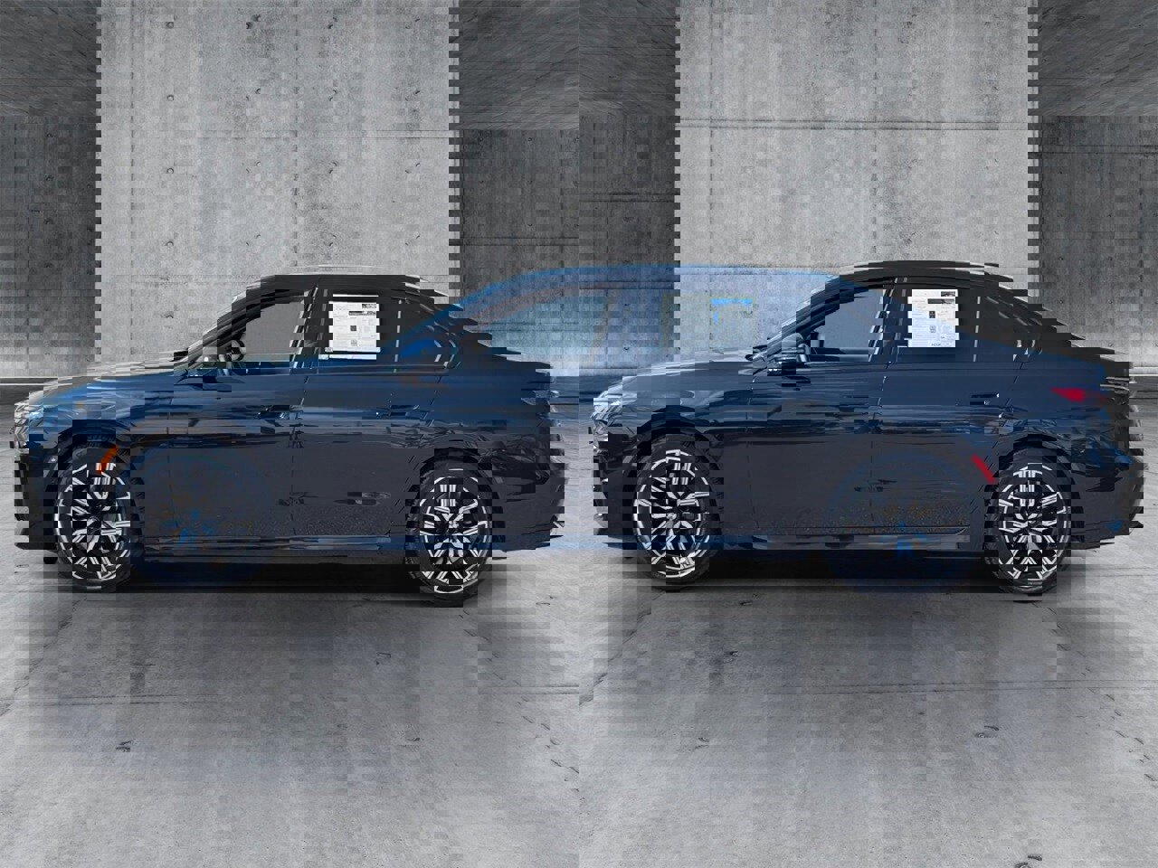 Used 2024 BMW 740i 740i image 2