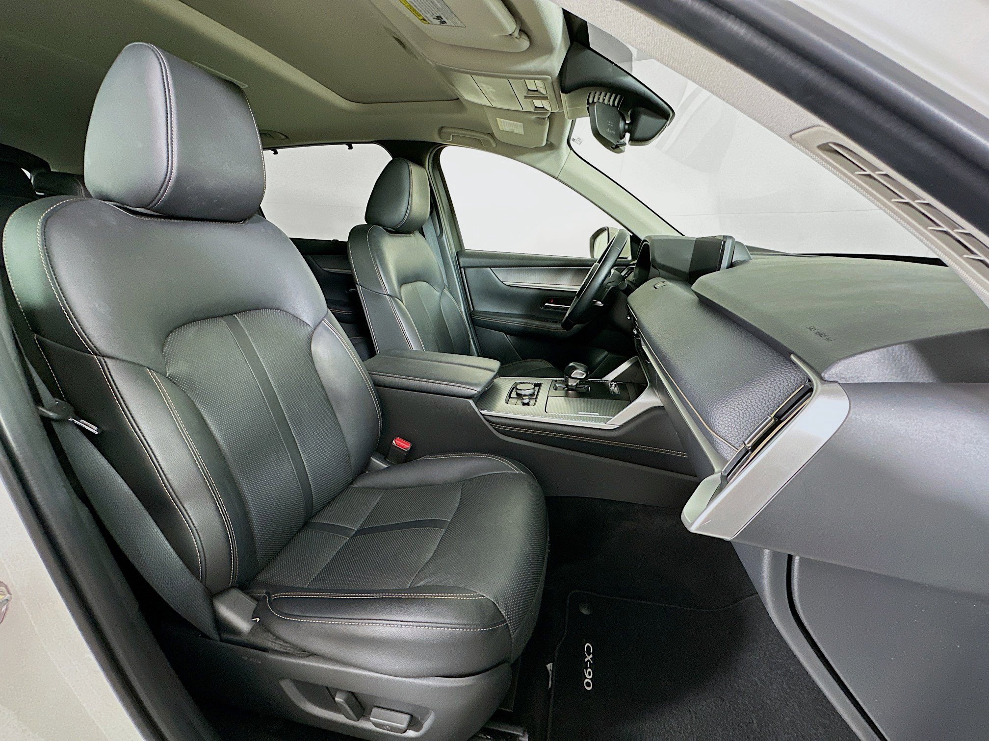 Used 2024 MAZDA CX-90 3.3 Turbo w/ Preferred Plus image 33