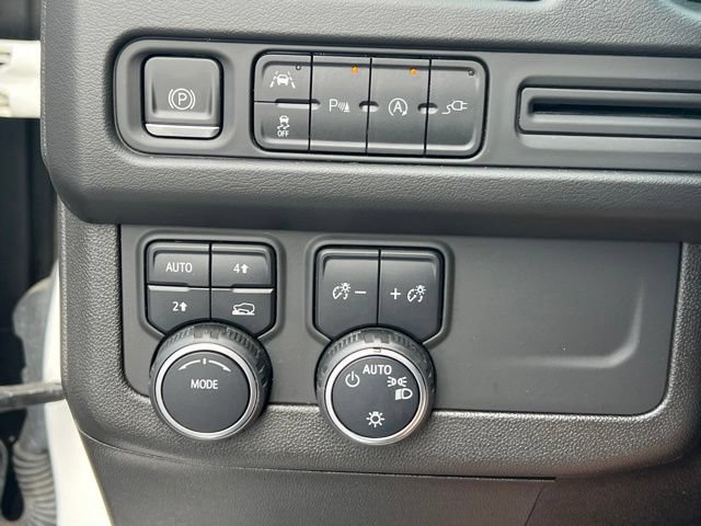 Used 2021 Chevrolet Tahoe RST w/ Luxury Package AWD/4WD image 5