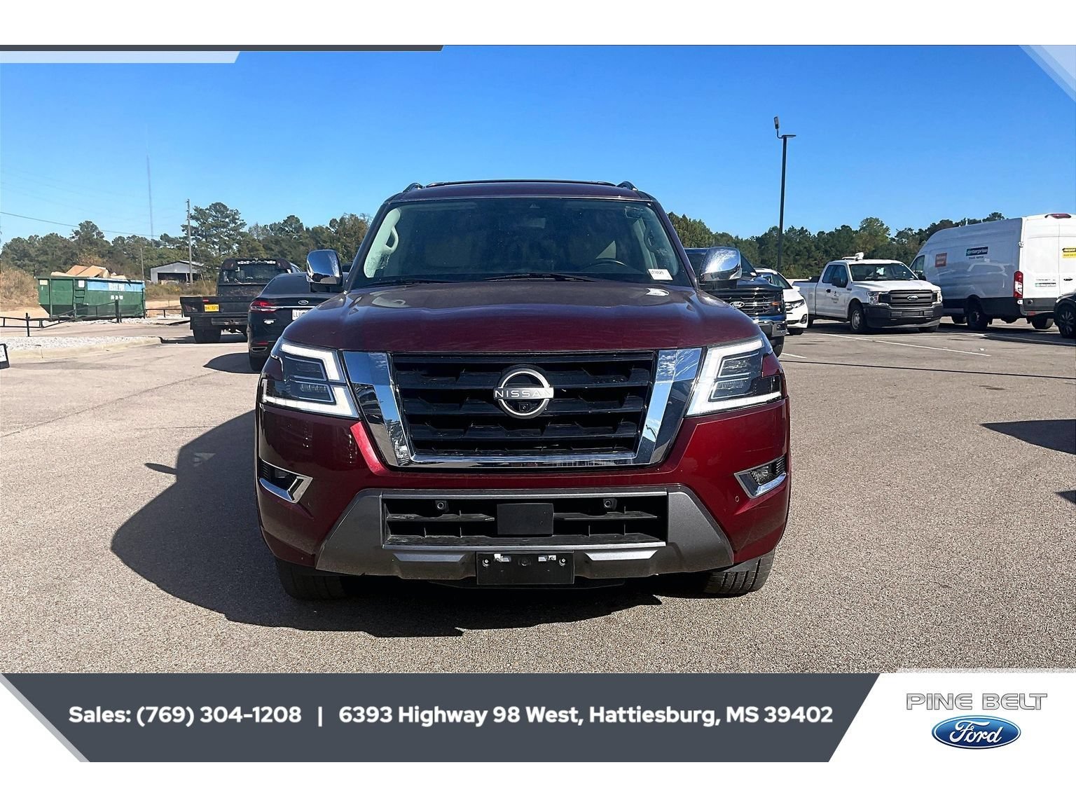 Used 2021 Nissan Armada Platinum w/ Captain's Chairs Package RWD image 5