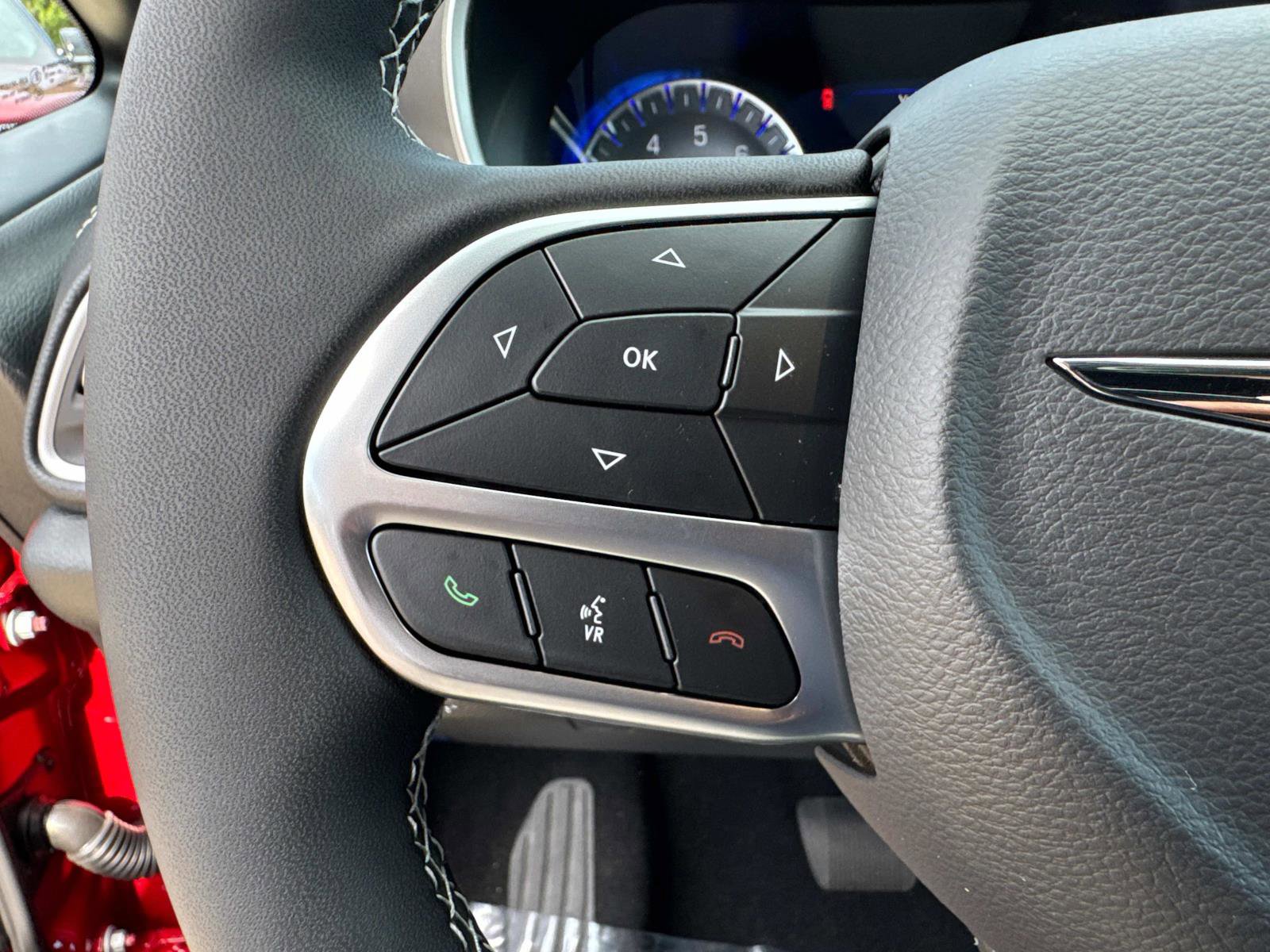 New 2026 Chrysler Pacifica Select image 33