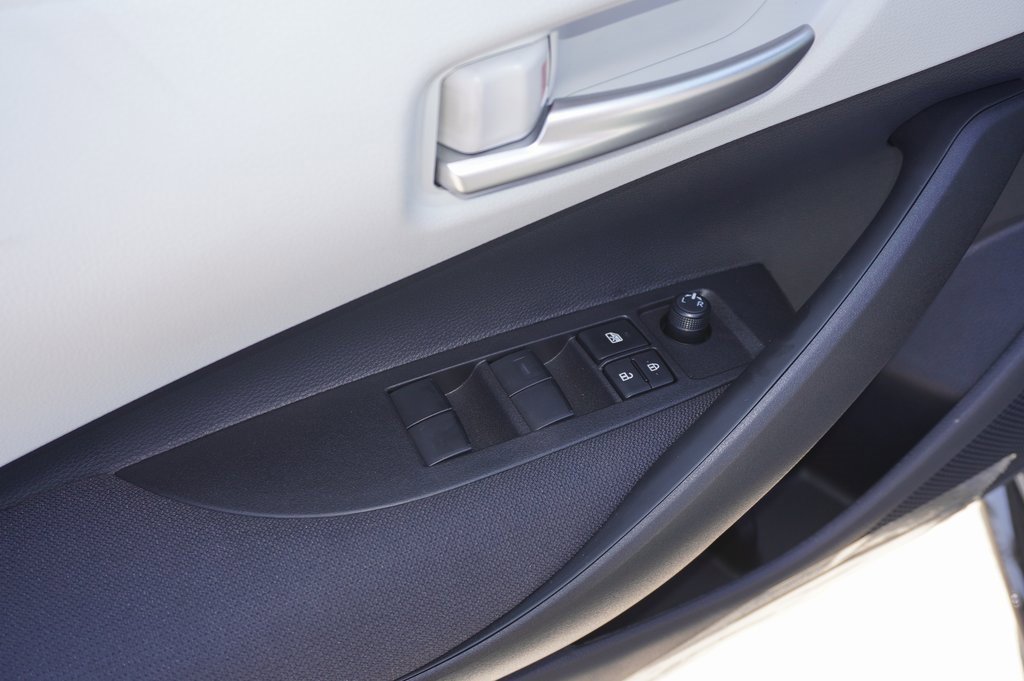 New 2026 Toyota Corolla SE image 7