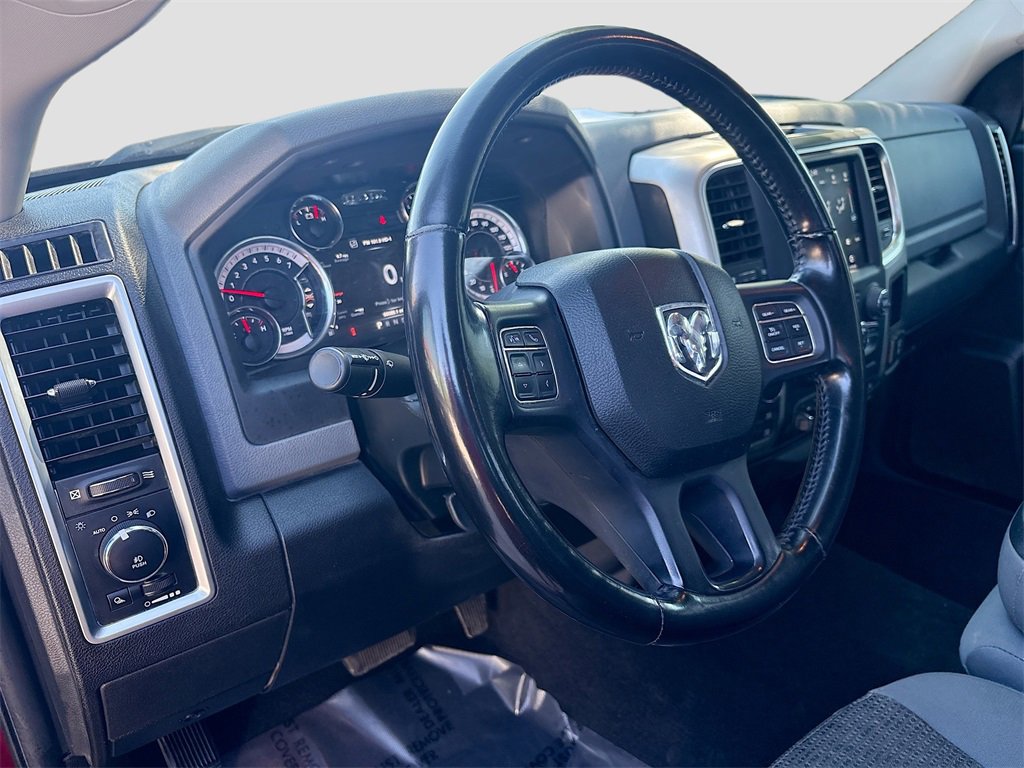 Used 2020 RAM 1500 Classic Warlock w/ Luxury Group image 9