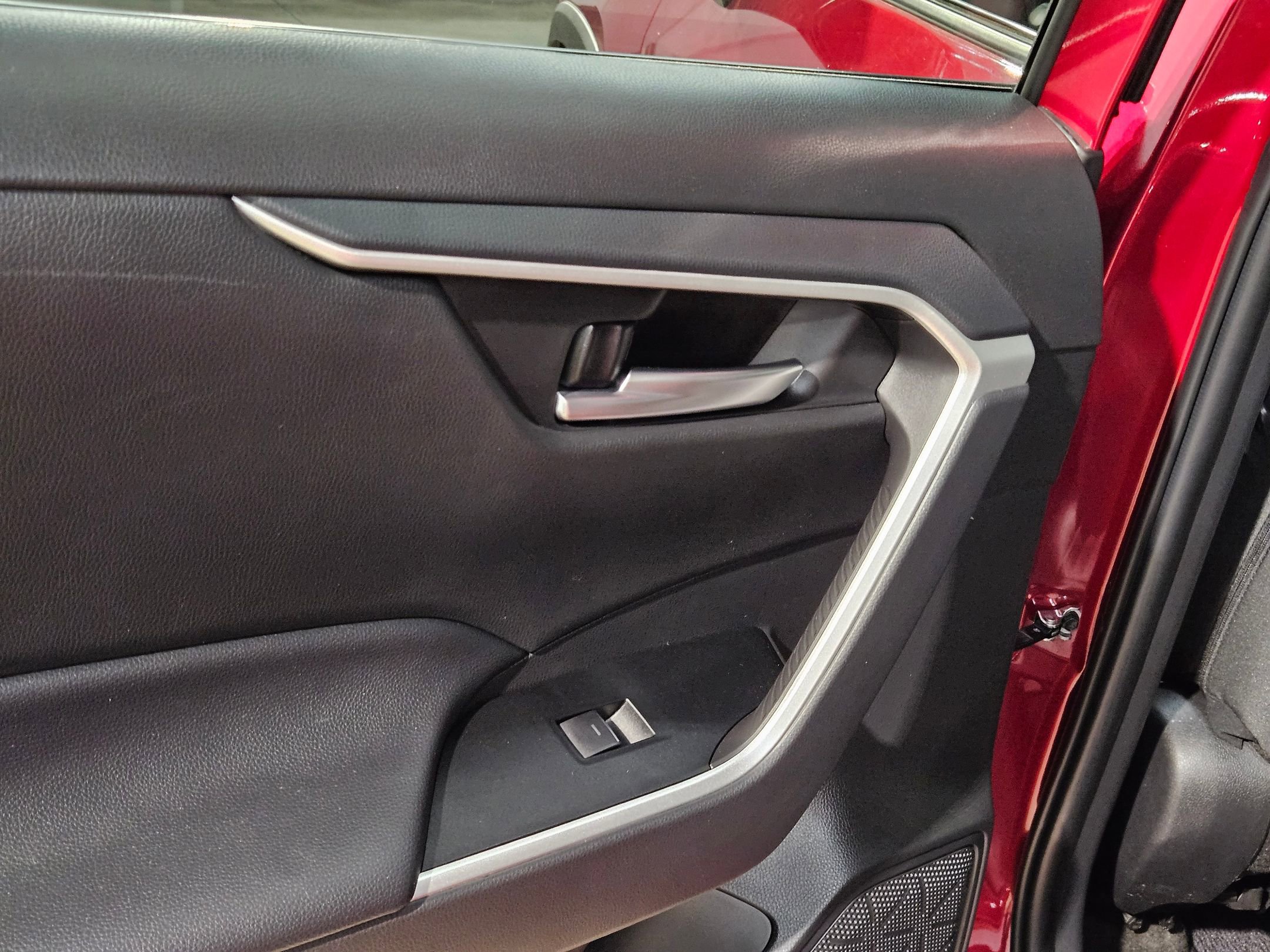 Certified 2023 Toyota RAV4 XLE w/ Convenience Package image 36