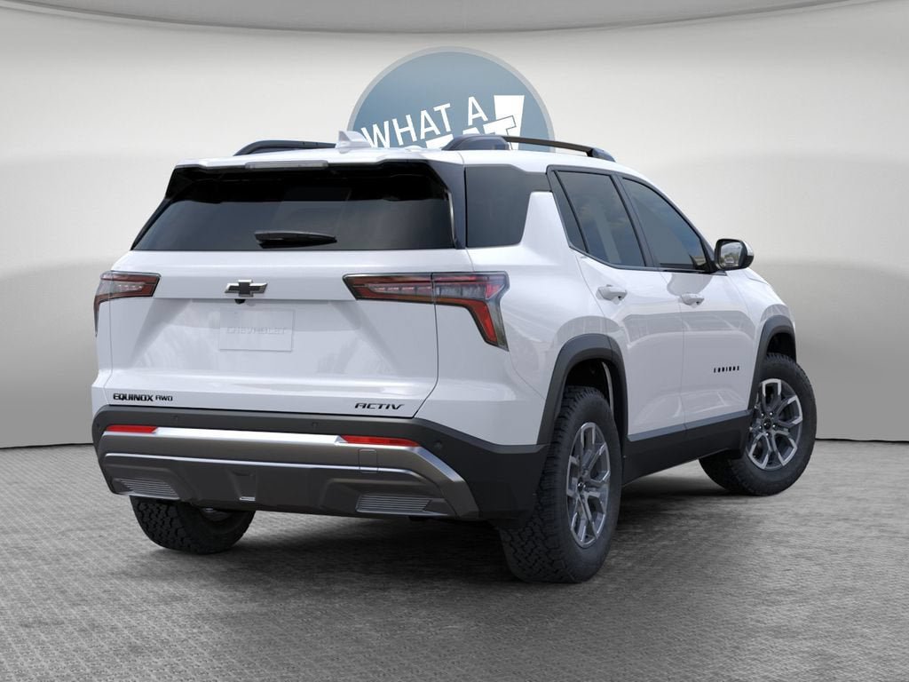 New 2026 Chevrolet Equinox ACTIV w/ LPO, Floor Liner Package AWD/4WD image 4