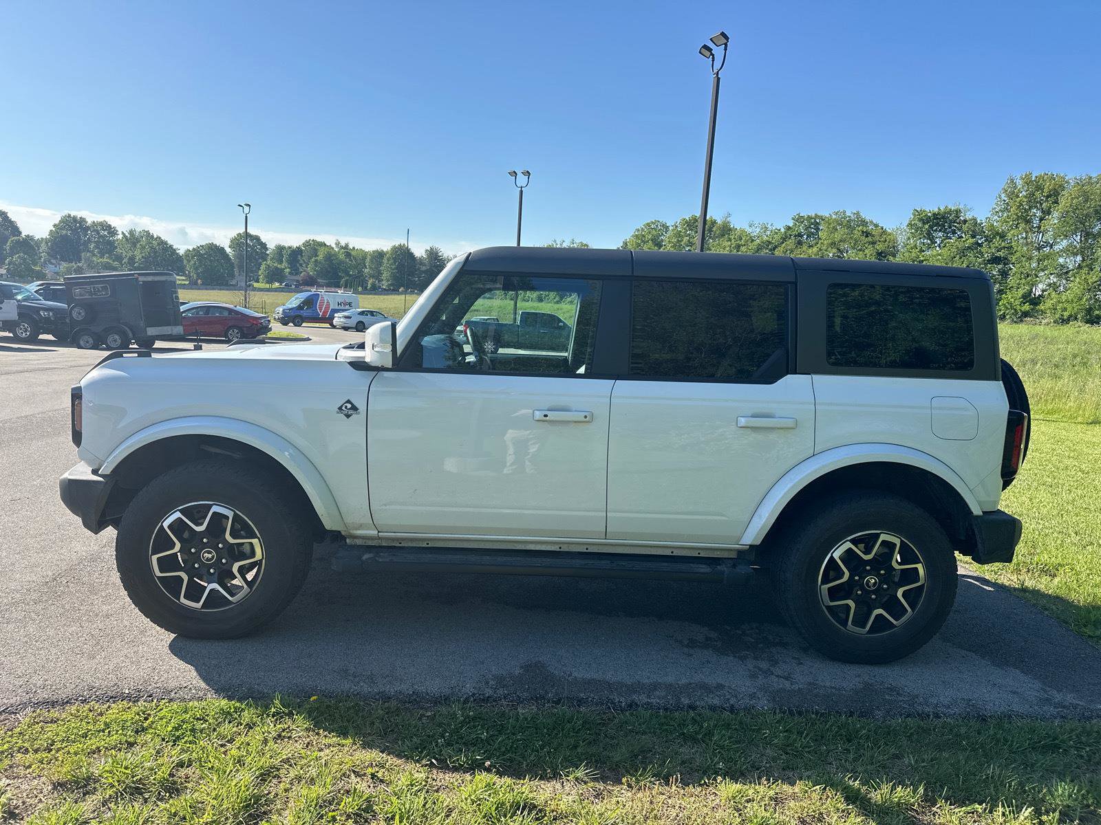 Certified 2024 Ford Bronco Outer Banks AWD/4WD image 11