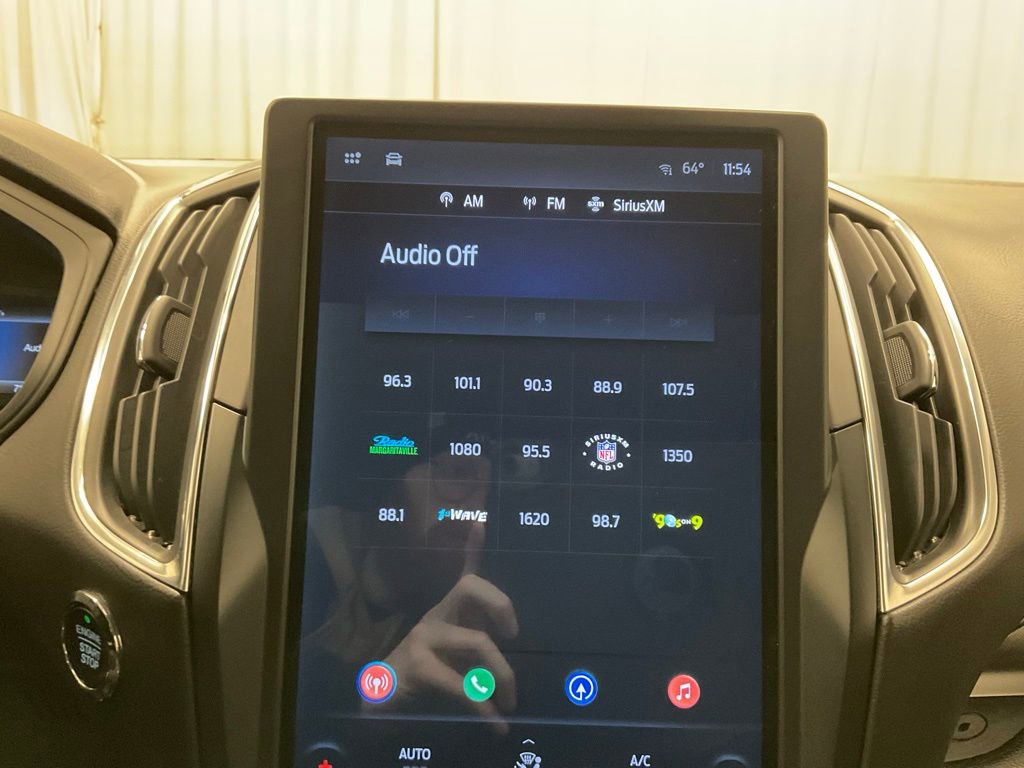 Used 2024 Ford Edge Titanium w/ Equipment Group 301A image 4