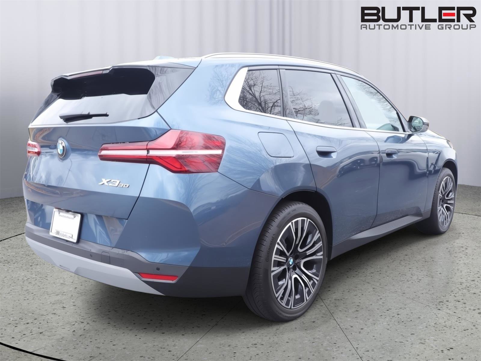 Used 2025 BMW X3 xDrive30i w/ Premium Package image 7