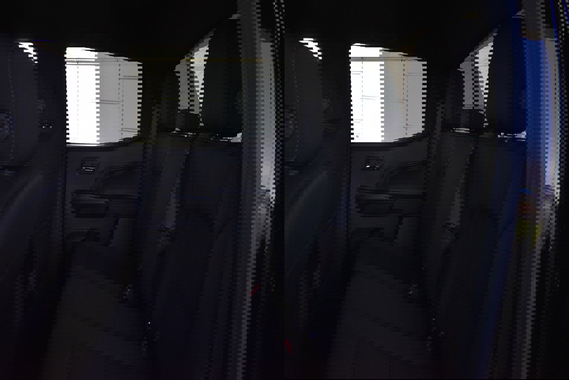 New 2026 GMC Canyon Elevation w/ Convenience Package image 16