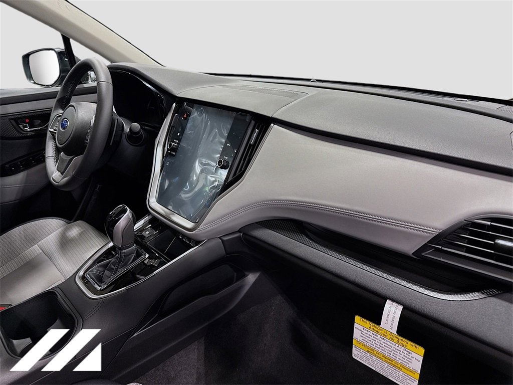 Used 2025 Subaru Outback Premium image 32