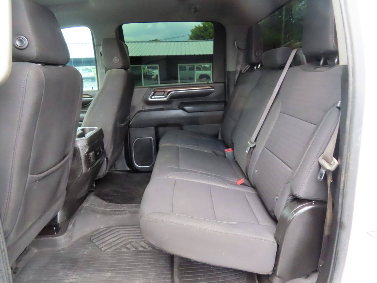 Used 2024 Chevrolet Silverado 2500 LT AWD/4WD image 34