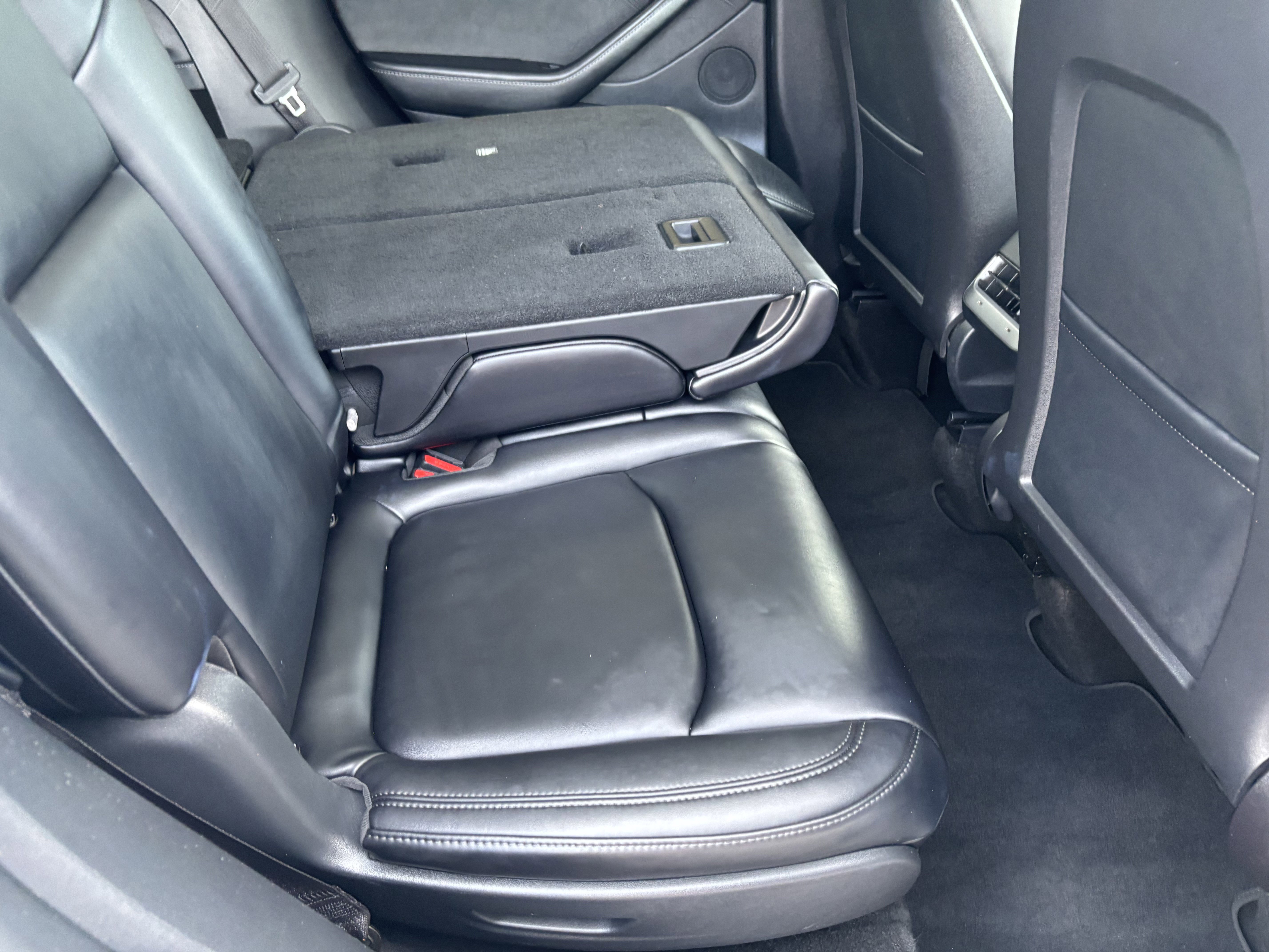 Used 2021 Tesla Model Y Long Range image 29