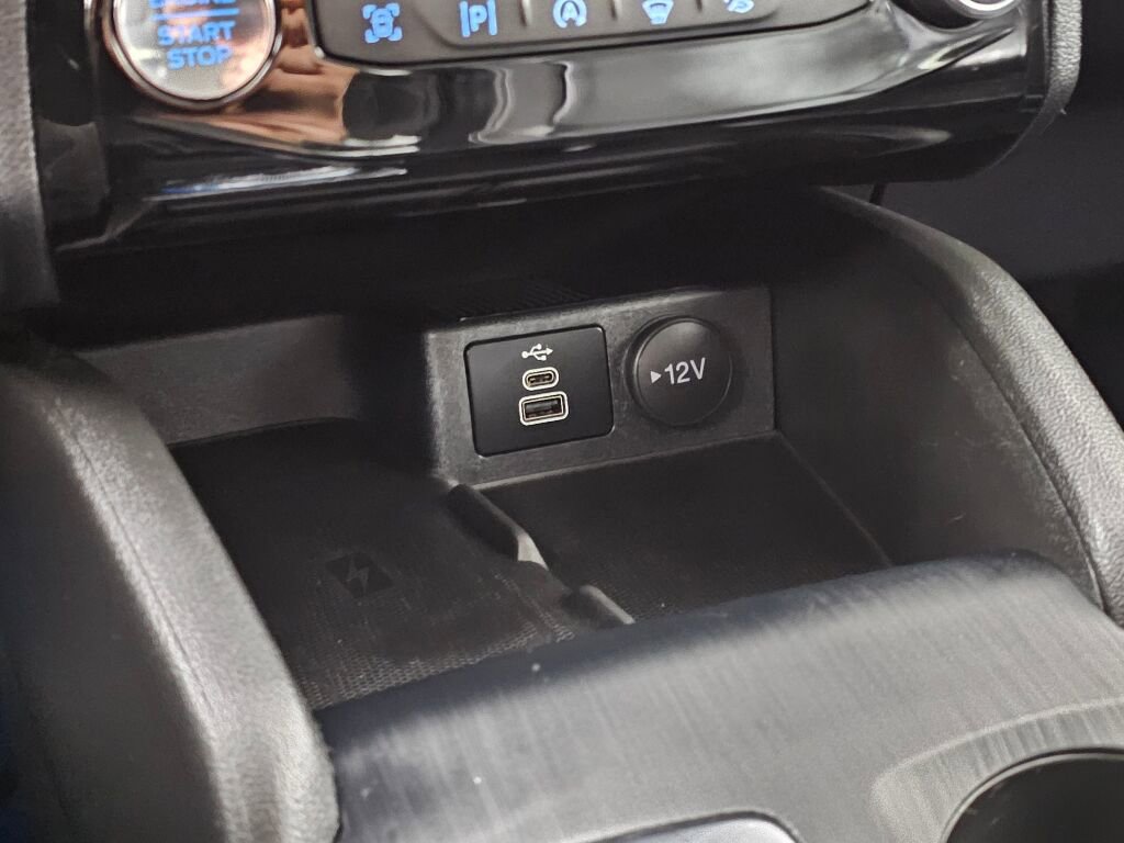 Used 2024 Ford Escape Platinum image 30