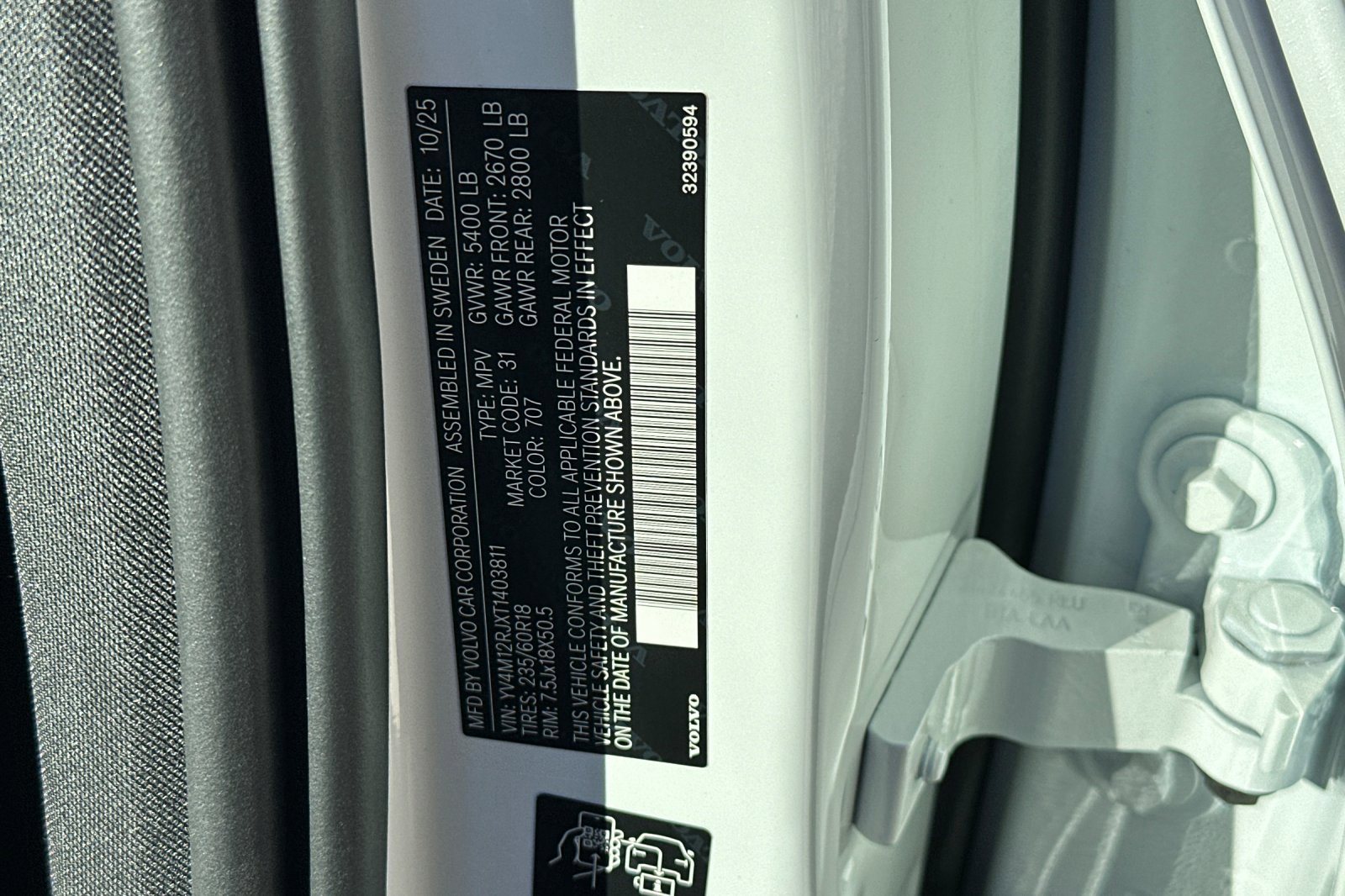 New 2026 Volvo XC60 B5 Core image 23