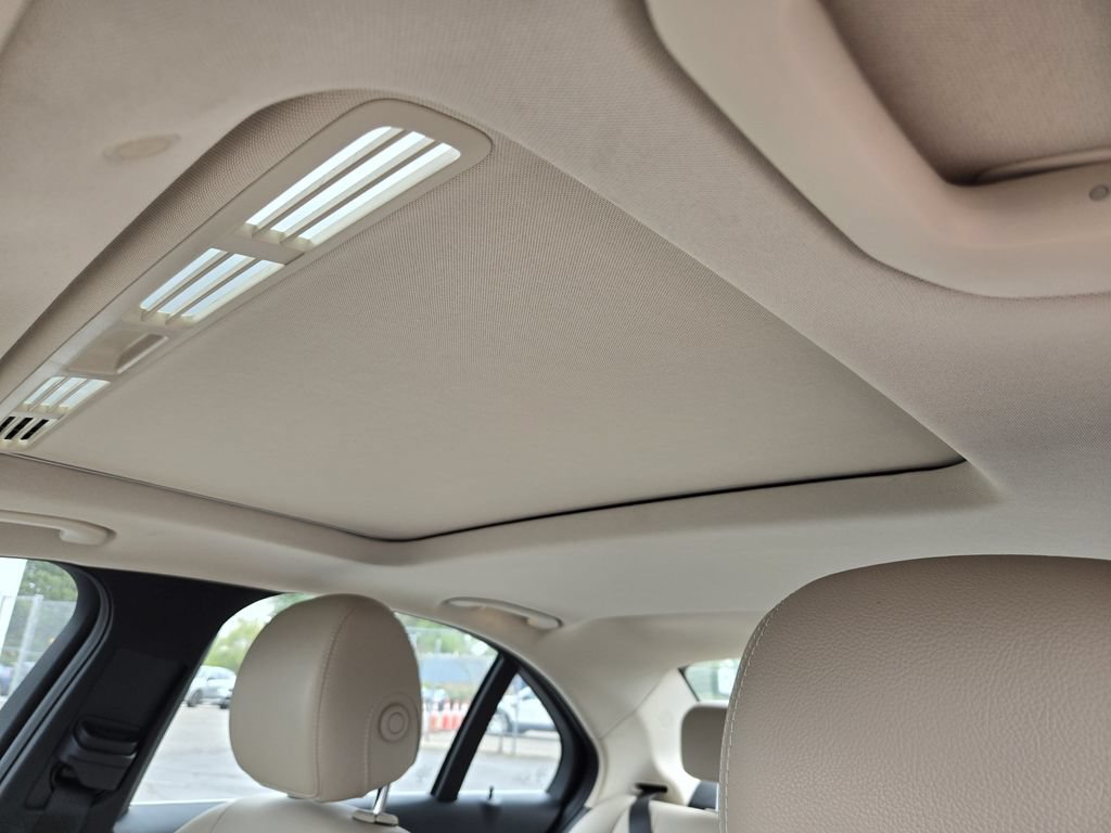 Used 2019 Mercedes-Benz C 300 4MATIC Sedan image 25