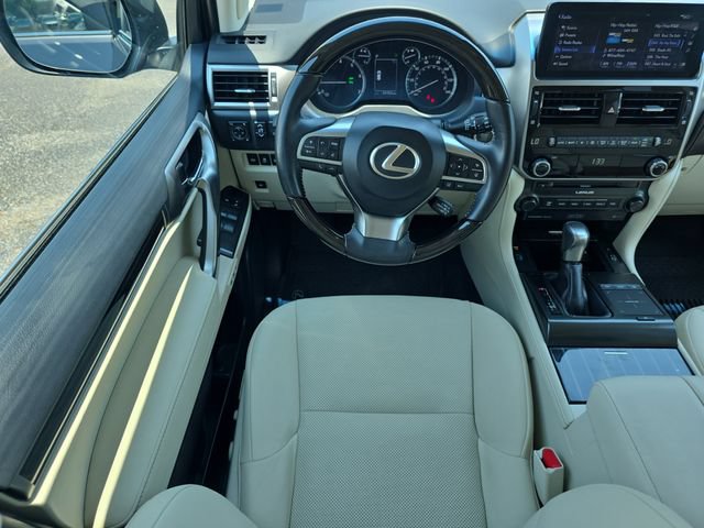 Used 2022 Lexus GX 460 Premium AWD/4WD image 13