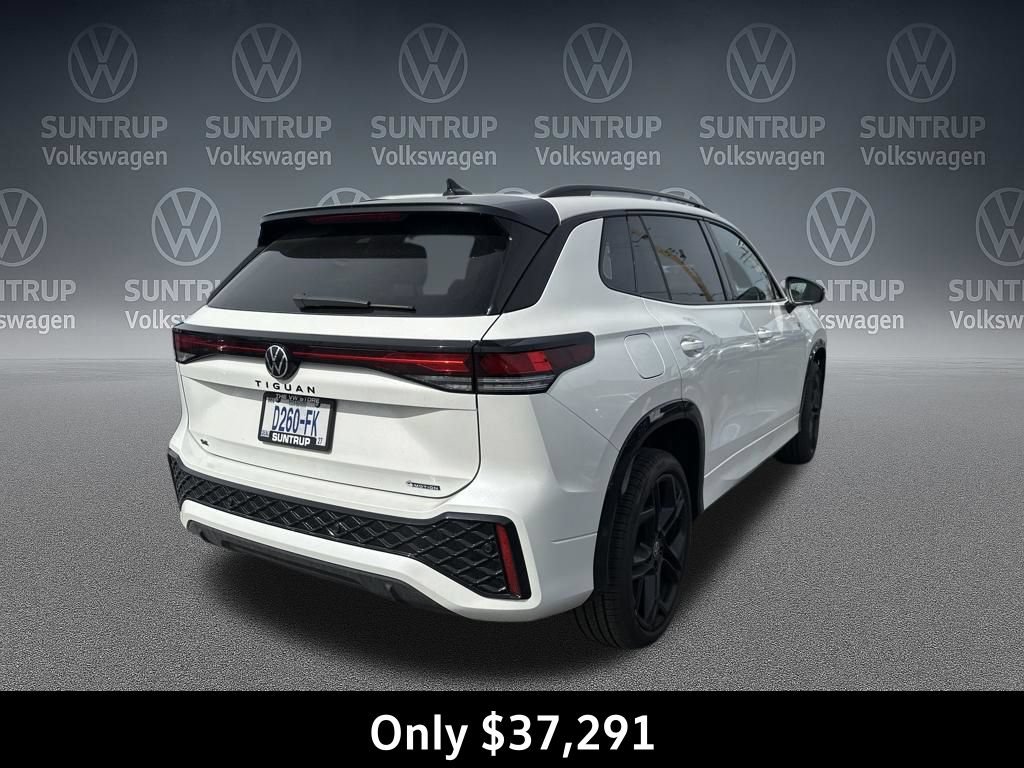 New 2026 Volkswagen Tiguan SE R-Line AWD/4WD image 5