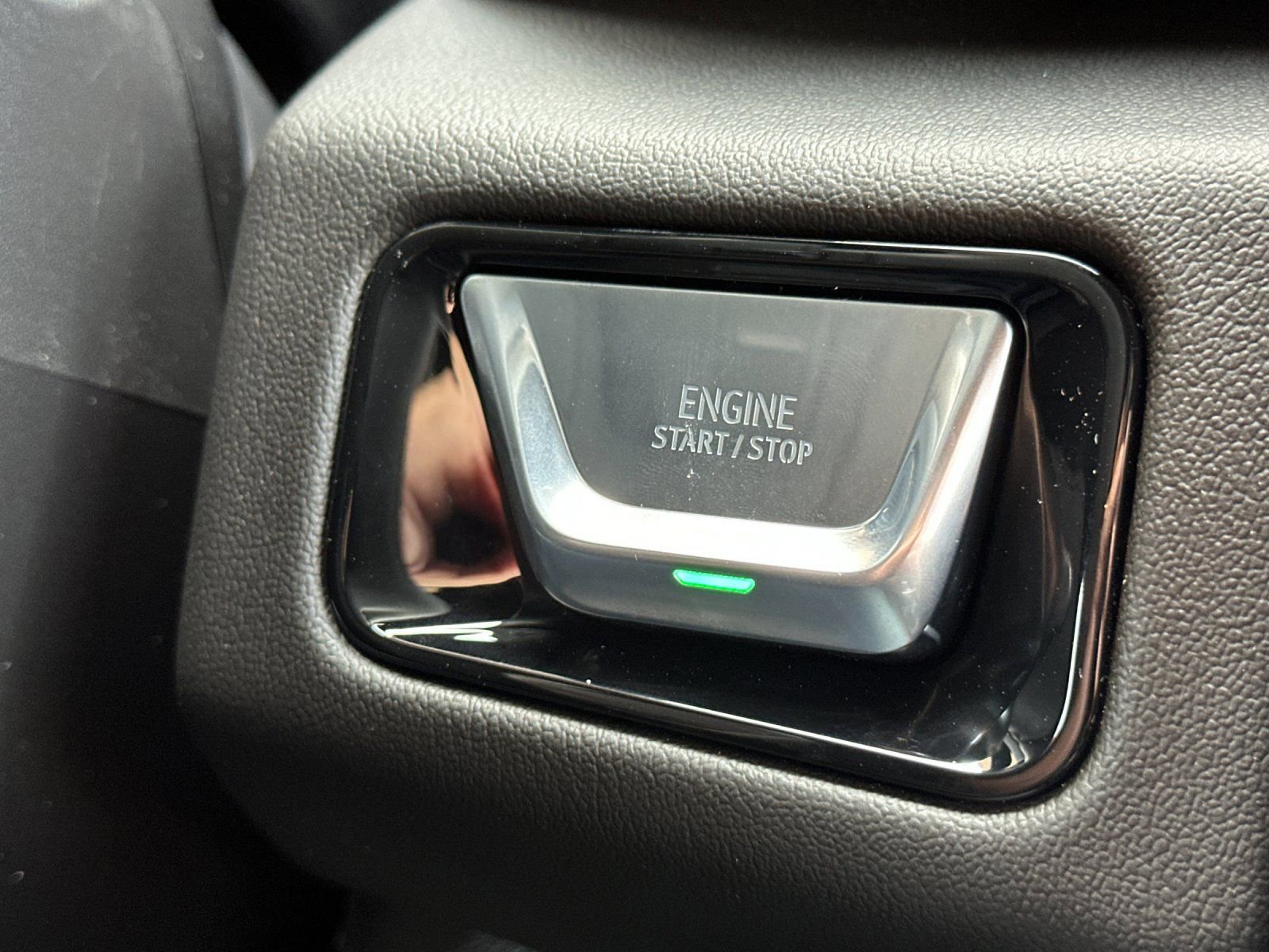 New 2026 GMC Yukon XL Denali AWD/4WD image 24