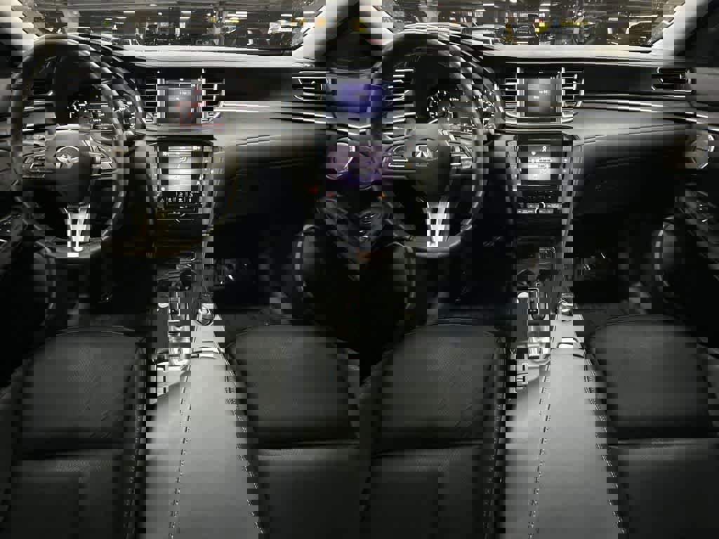 Used 2023 INFINITI QX50 Luxe image 24