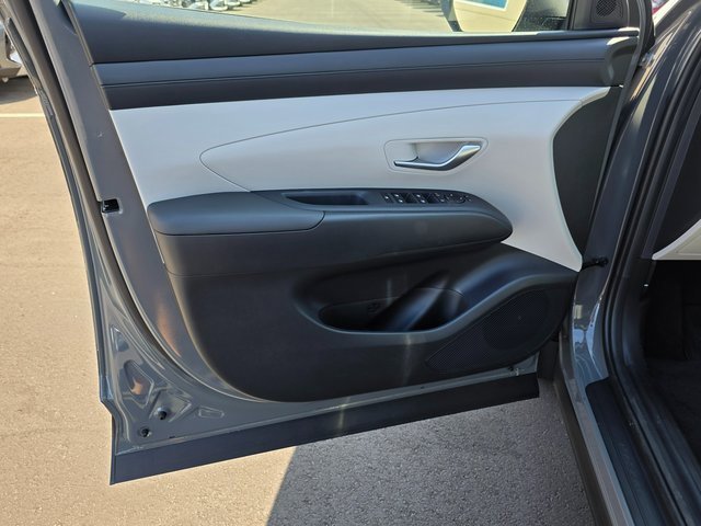 New 2026 Hyundai Tucson SE image 18