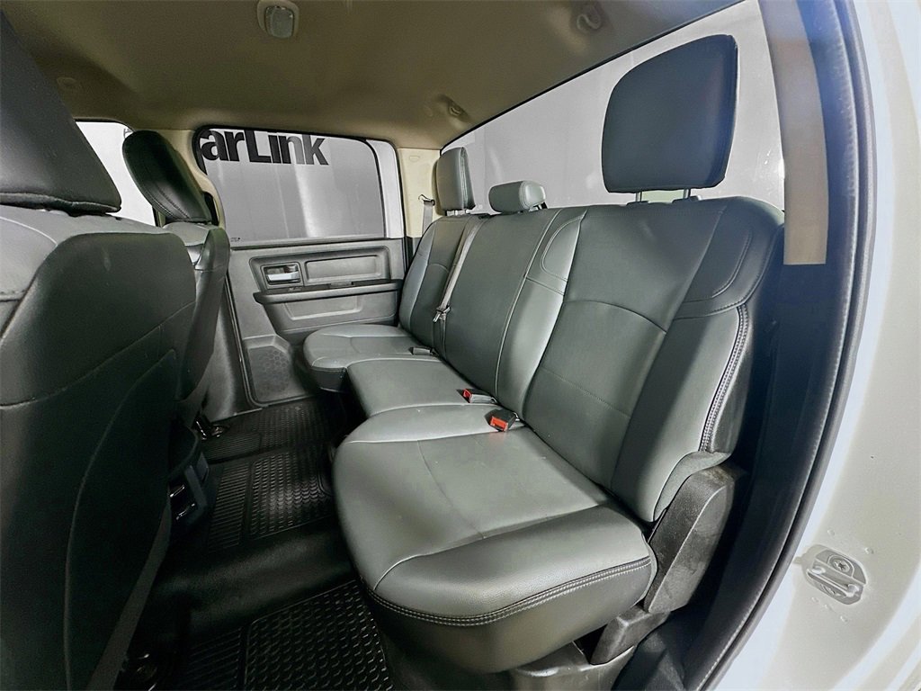 Used 2019 RAM 2500 Tradesman w/ Chrome Appearance Group image 27