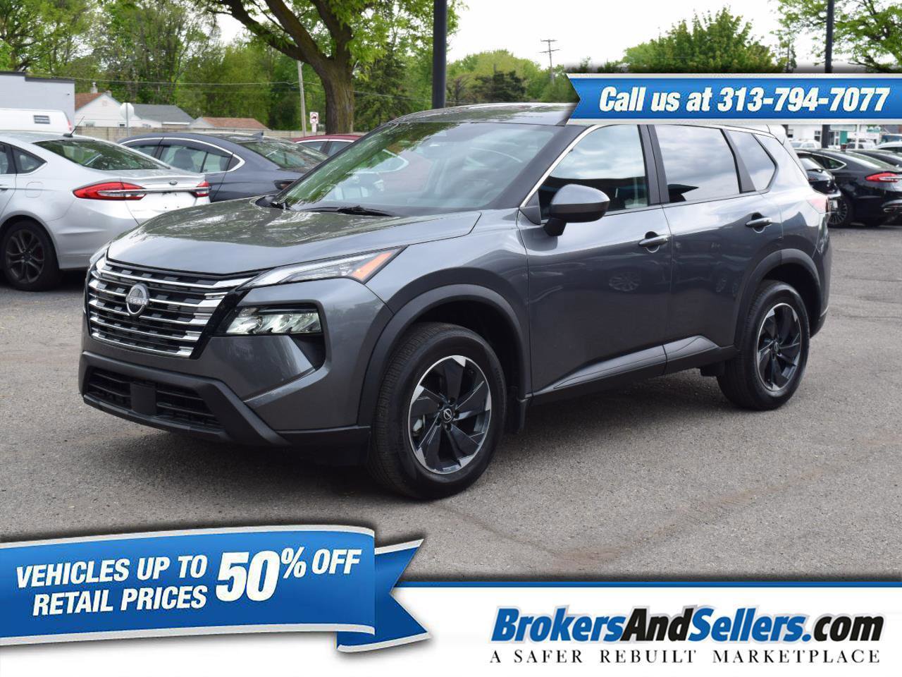 Used 2026 Nissan Rogue SV w/ Cold Weather Package AWD/4WD image 1
