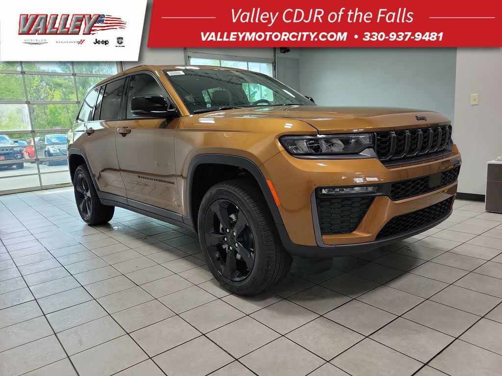 New 2026 Jeep Grand Cherokee Limited w/ Limited Altitude Package AWD/4WD image 1