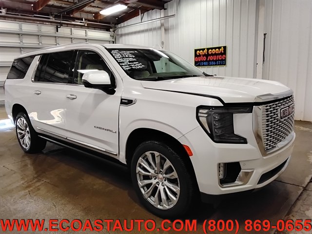 Used 2023 GMC Yukon XL Denali AWD/4WD image 4