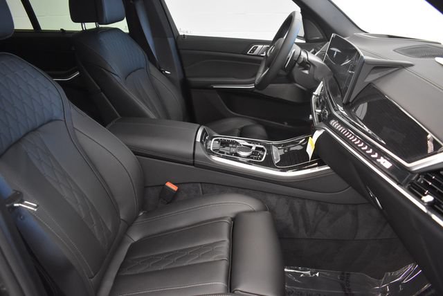 New 2026 BMW X5 xDrive40i w/ M Sport Package AWD/4WD image 19