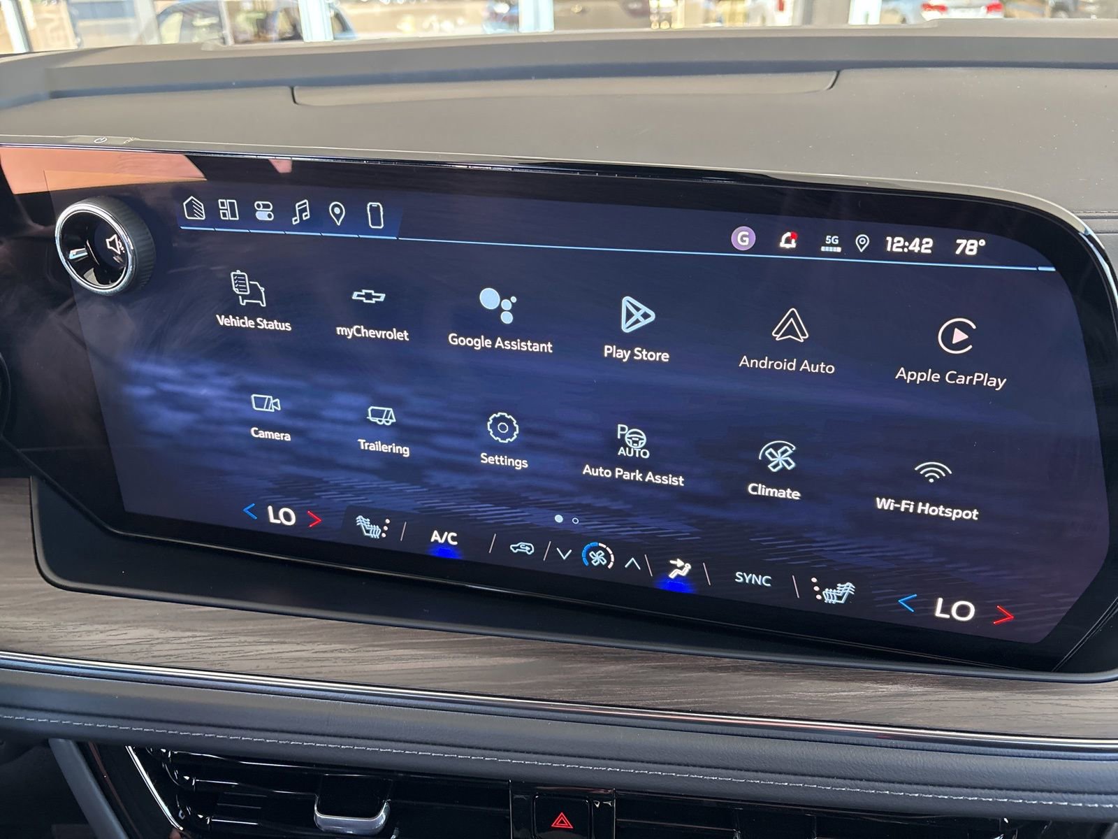 New 2026 Chevrolet Tahoe Z71 w/ Sun And Tow Package image 26