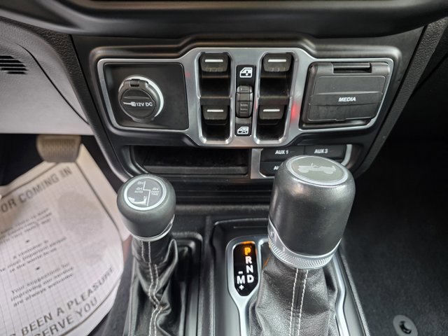 Used 2021 Jeep Wrangler Unlimited Sahara w/ Cold Weather Group image 8