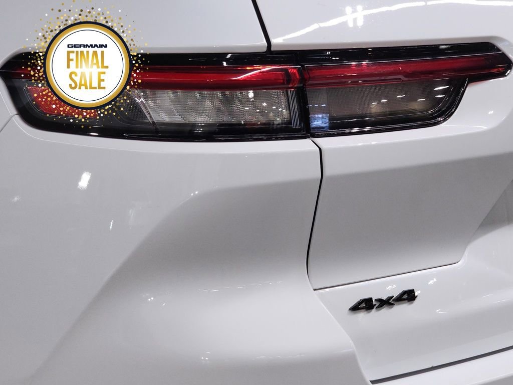 Used 2024 Jeep Grand Cherokee L Laredo image 13