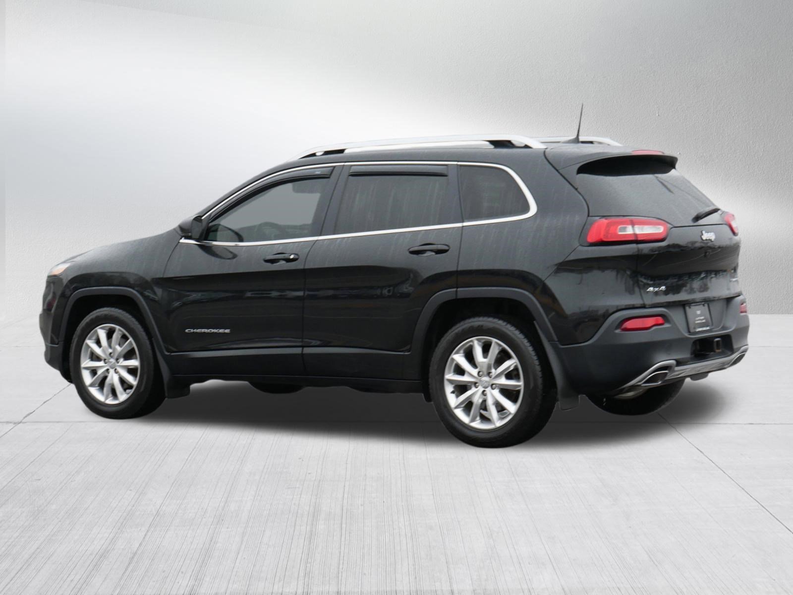 Used 2016 Jeep Cherokee Limited w/ Trailer Tow Group image 5