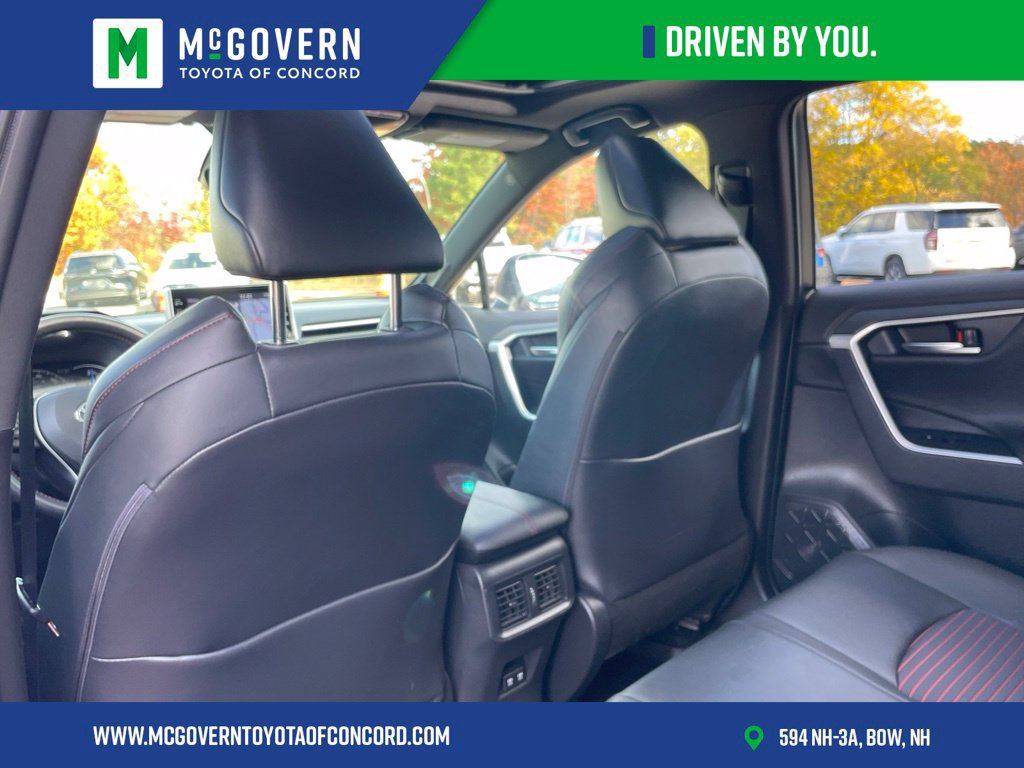 Used 2021 Toyota RAV4 XSE w/ Weather Package AWD/4WD image 17