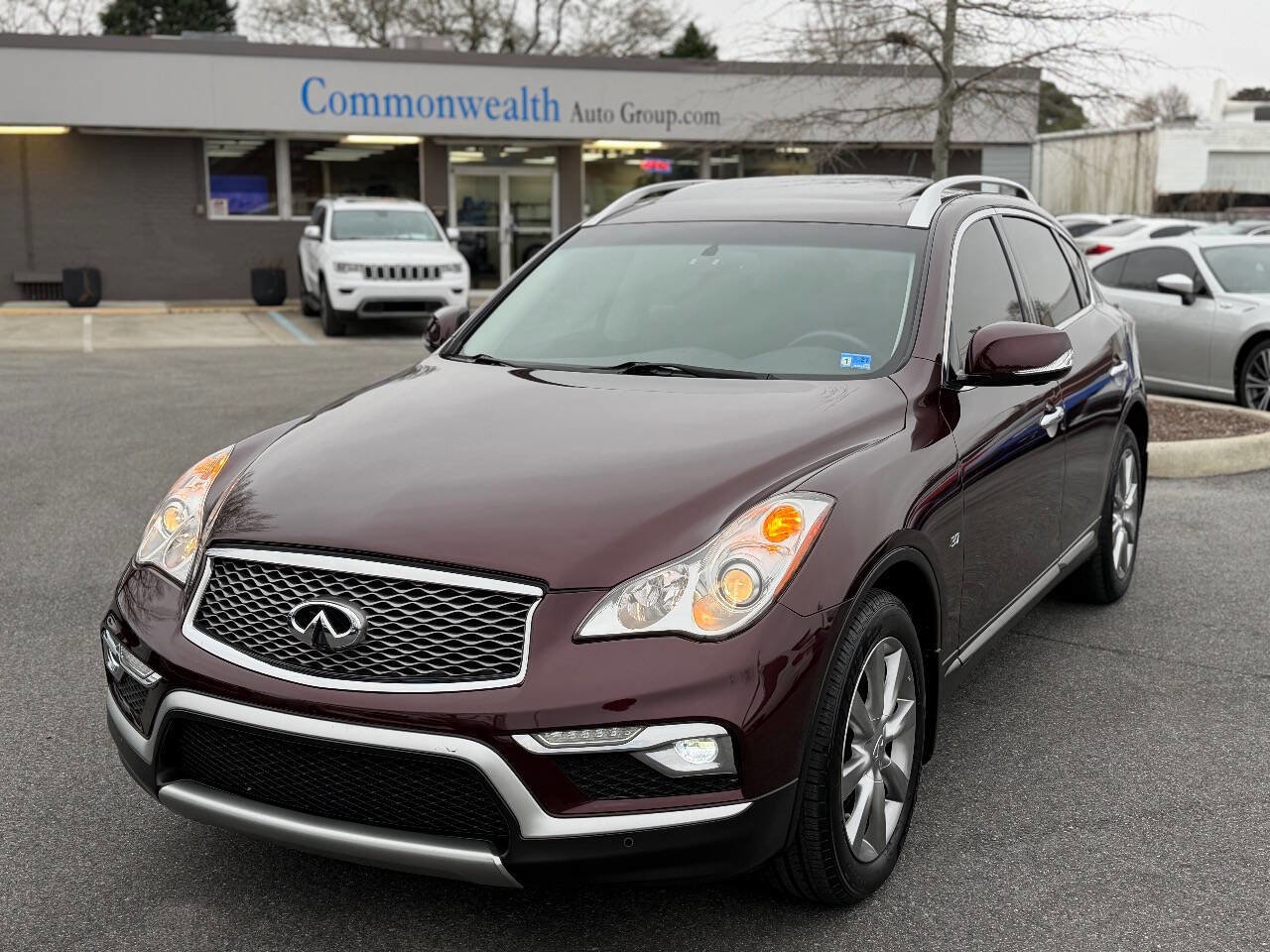 Used 2017 INFINITI QX50 AWD w/ Premium Plus Package image 1