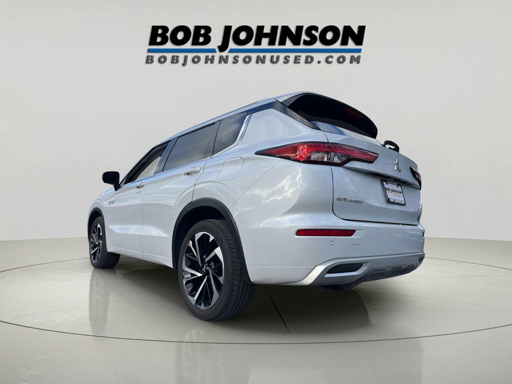 Used 2023 Mitsubishi Outlander SEL image 5