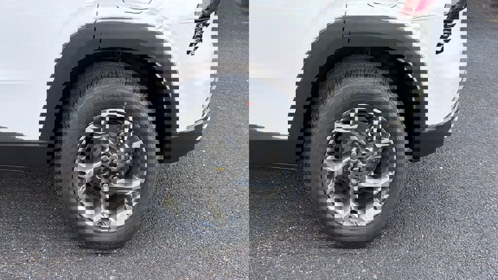 New 2026 Chevrolet Trax LT w/ Driver Confidence Package image 9